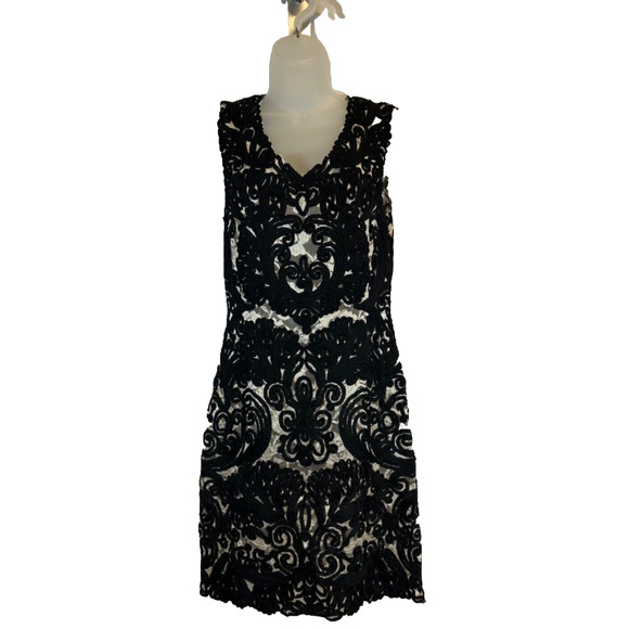 Robe Noire Et Nude Dentelle - Miami - Taille M - Courte - Soirée Cocktail